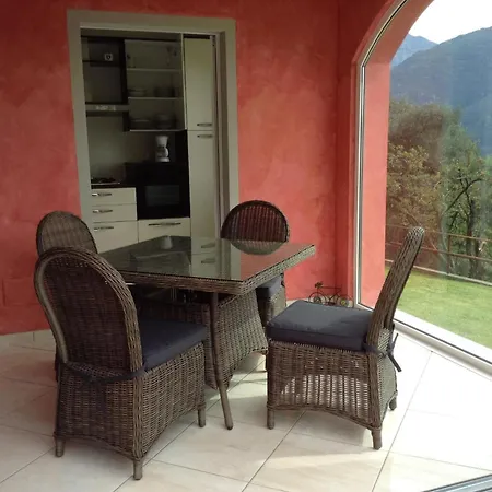 Mit Terrasse Und Tollem See- Und Bergblick By Interhome 圣西罗