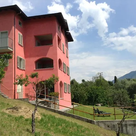 公寓 Mit Terrasse Und Tollem See- Und Bergblick By Interhome 圣西罗