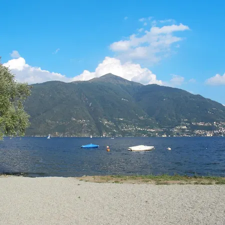 公寓 Mit Terrasse Und Tollem See- Und Bergblick By Interhome